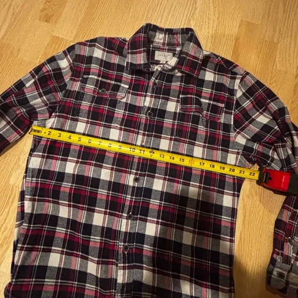 𝙑𝙞𝙣𝙩𝙖𝙜𝙚-𝙑𝙞𝙗𝙚 𝙁𝙡𝙖𝙣𝙣𝙚𝙡 - Picture 2 of 4